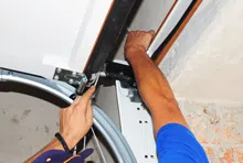 Lincolnwood Garage Doors Store Lincolnwood, IL 847-841-0296 - garage-door-springs