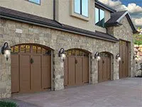Lincolnwood Garage Doors Store Lincolnwood, IL 847-841-0296 - specialty-garage-doors-side